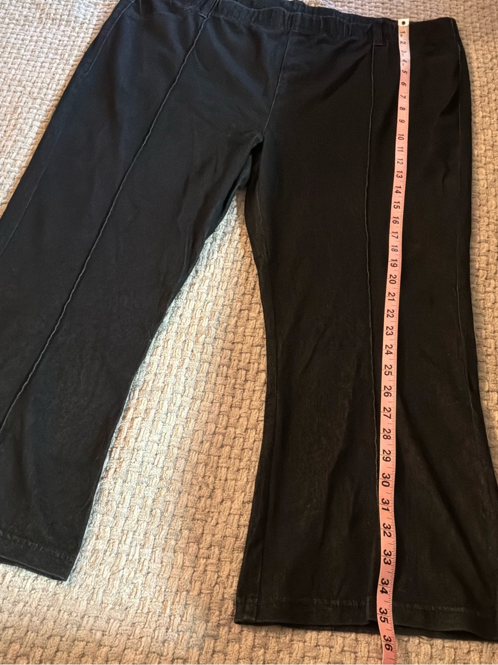 🌙✨🏷️ Women’s Black Pull-On Capri Pants with Front Seams XL - Picture 7 of 15